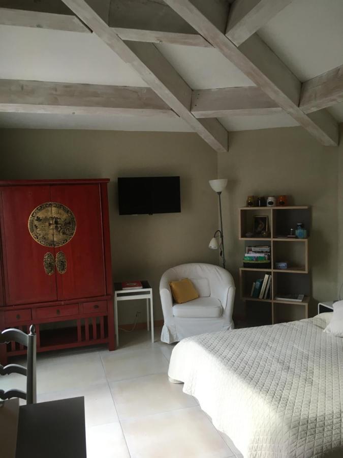 Le Clos Martin Eyragues Exteriér fotografie
